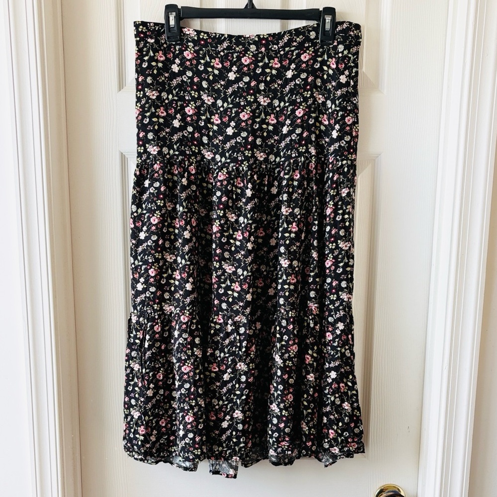 SO Black Tiered Midi Skirt with Pink & White Floral Print